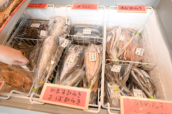 �������Y