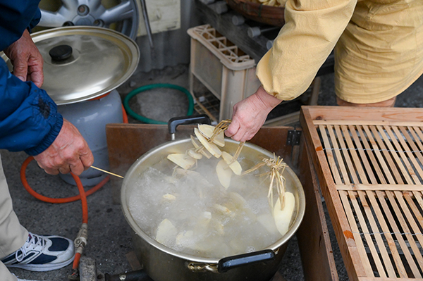 �Ȃ��ނ�݉�