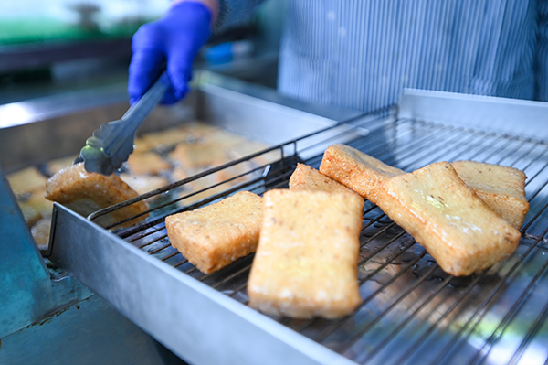 ���g�̊��g