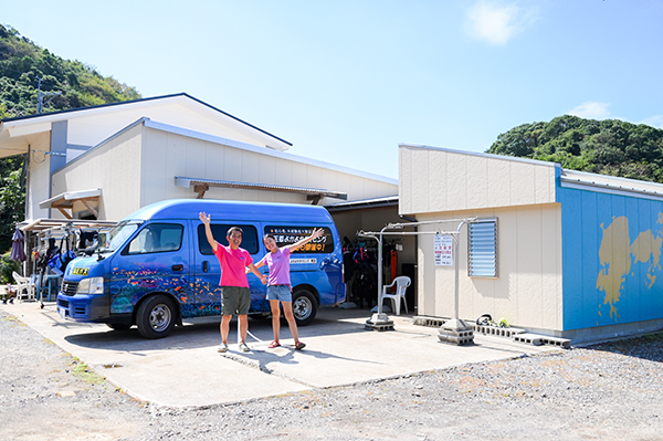 �悩�悩�_�C�r���O ���[�X