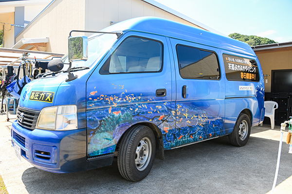 �悩�悩�_�C�r���O ���[�X