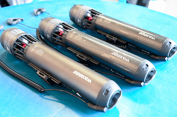 �悩�悩�_�C�r���O ���[�X